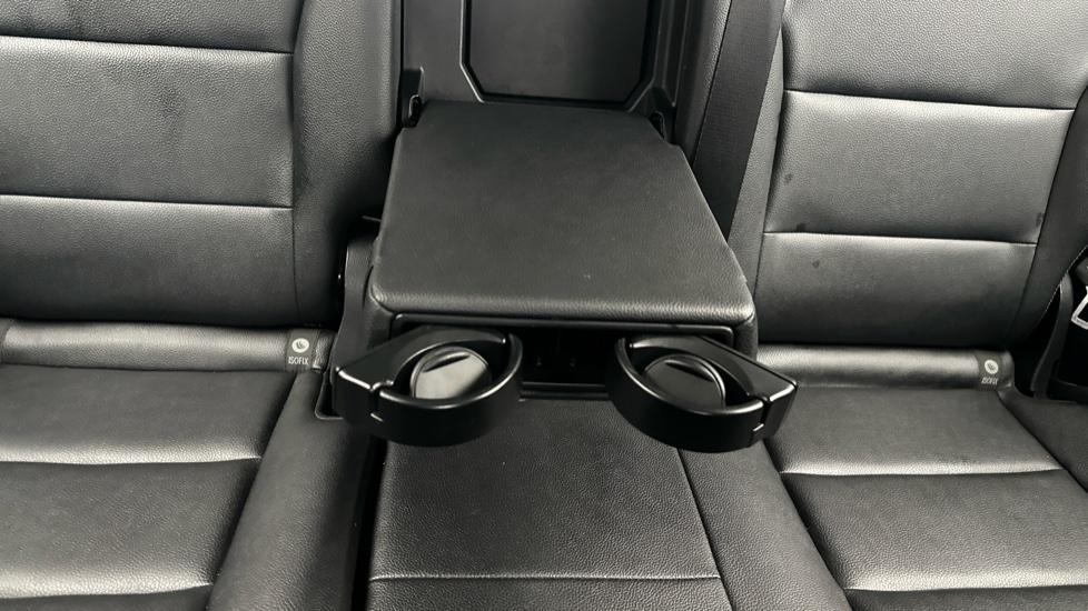 Rear Armrest/ Cup Holder