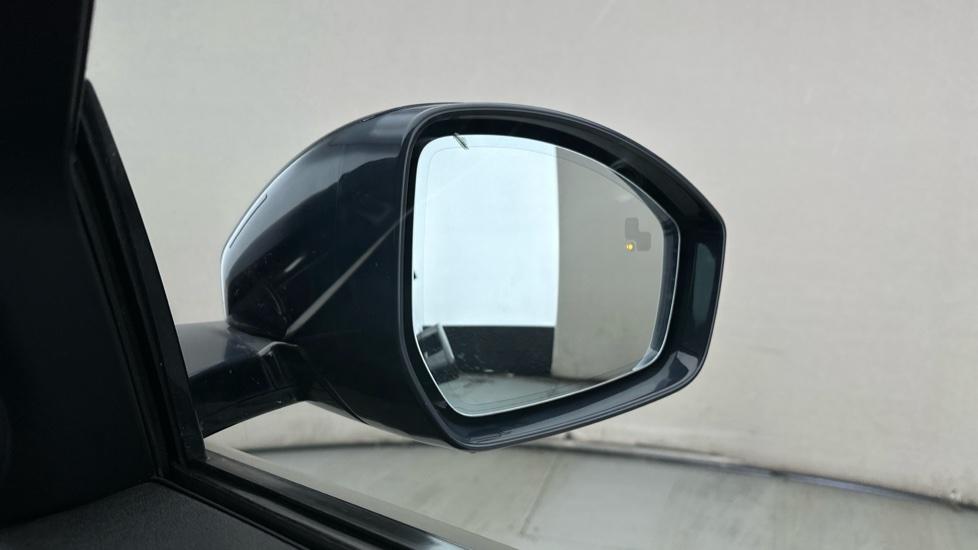 Blind Spot Monitoring System 