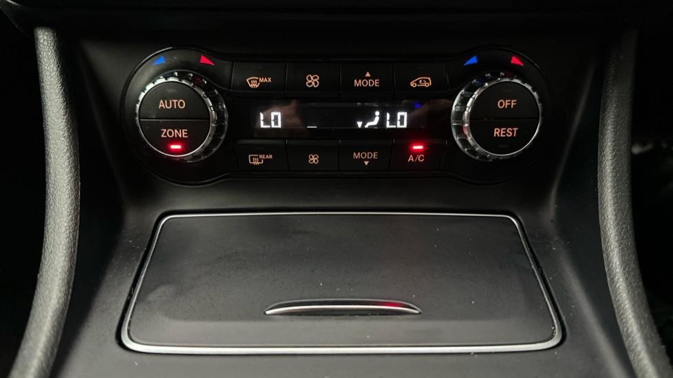 Air Conditioning /Dual Climate Control 