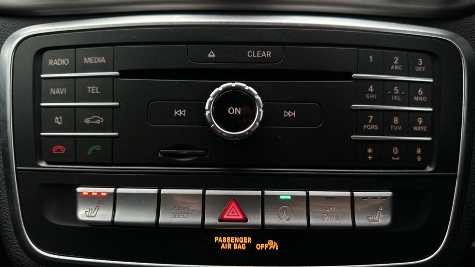 Heated Seats /Auto Stop/Start 