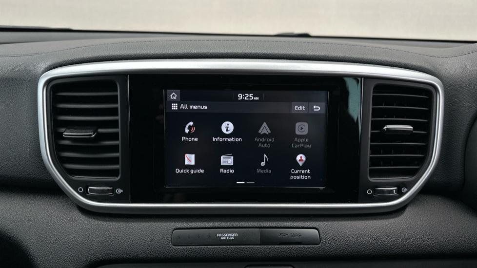 Apple Car Play & Android Auto