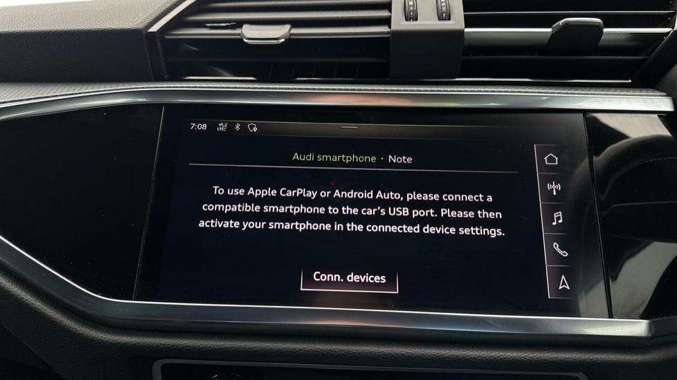 Apple Car Play & Android Auto