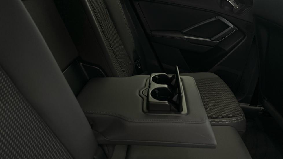 Rear Armrest/ Cup Holder