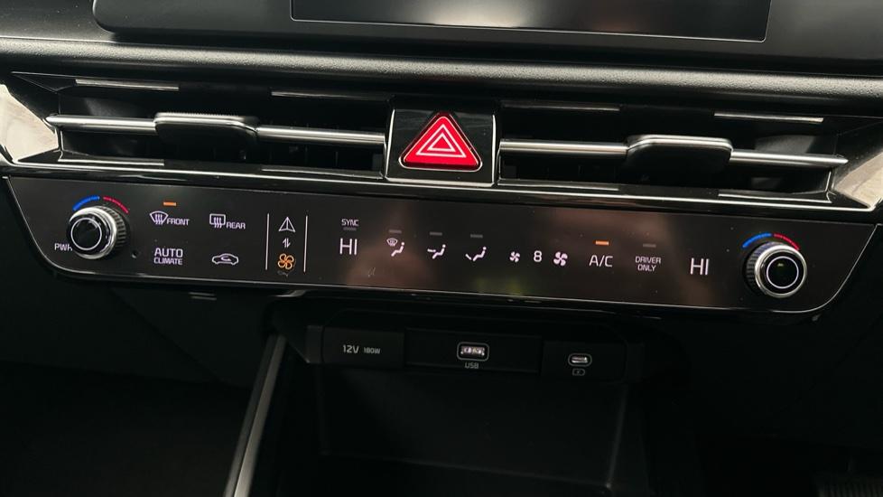 Air Conditioning /Dual Climate Control 