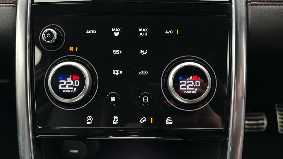 Dual Climate Control  / Air Conditioning  / Heated Seats 