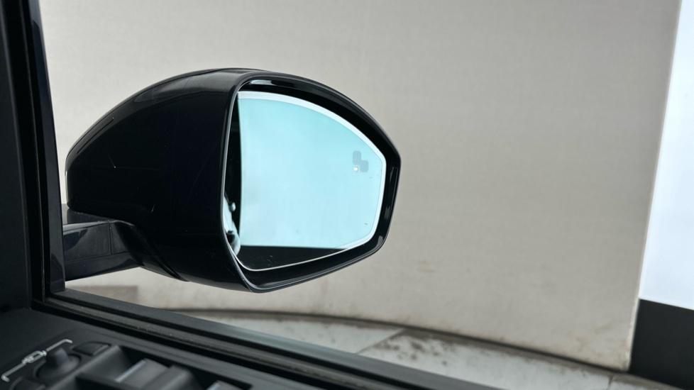 Blind Spot Monitoring System 