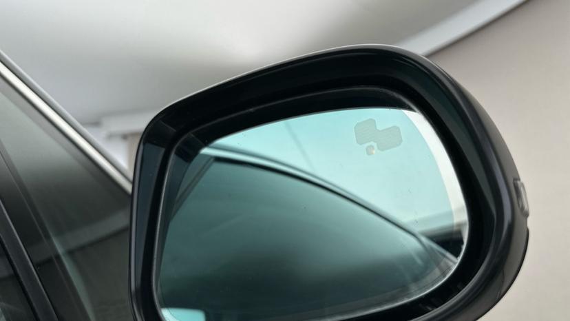 Blind spot monitoring 