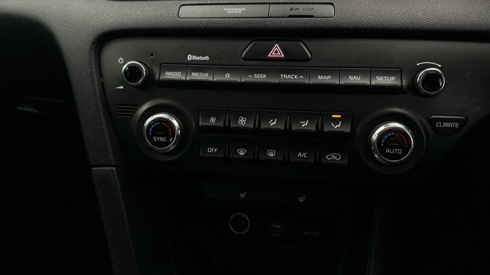 Air Conditioning /Dual Climate Control 