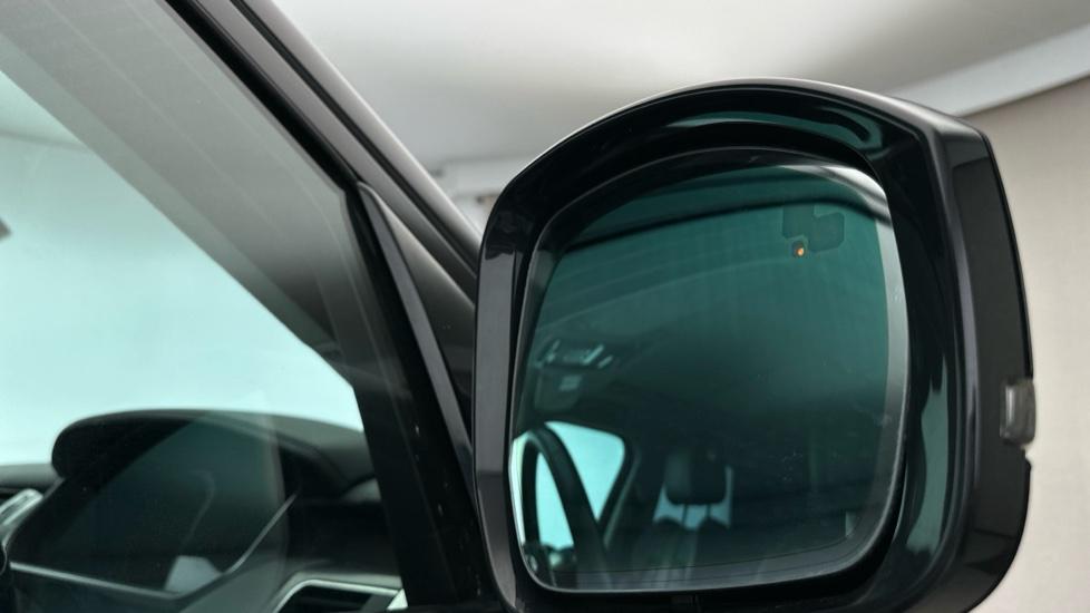 Blind Spot Monitoring System 