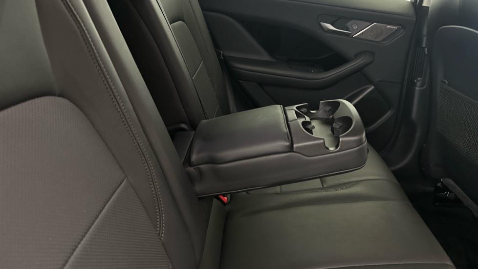 Rear Armrest/ Cup Holder