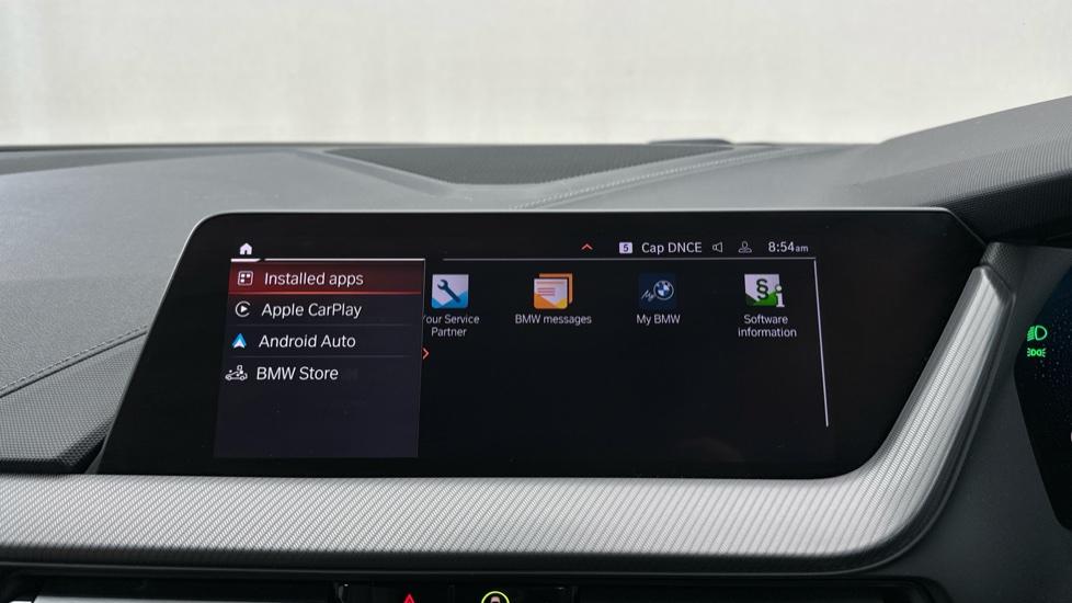 Apple Car Play & Android Auto