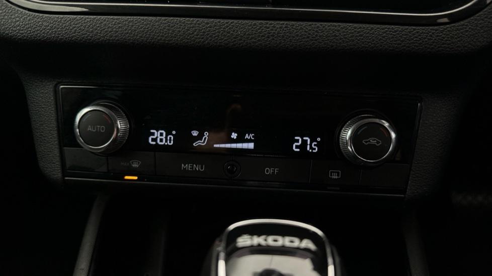 Air Conditioning / Dual Climate Control 