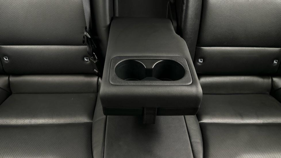 Rear Armrest/ Cup Holder