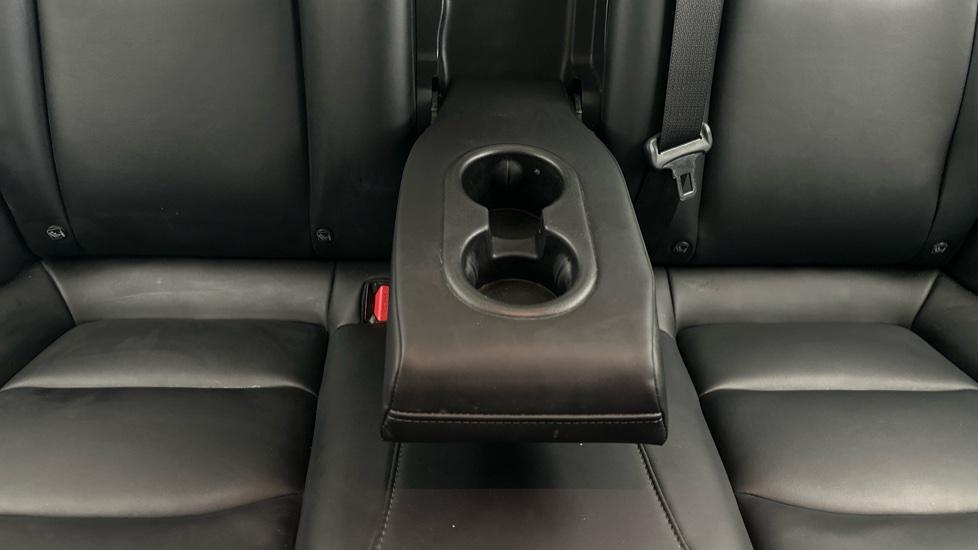 Rear Armrest/ Cup Holder