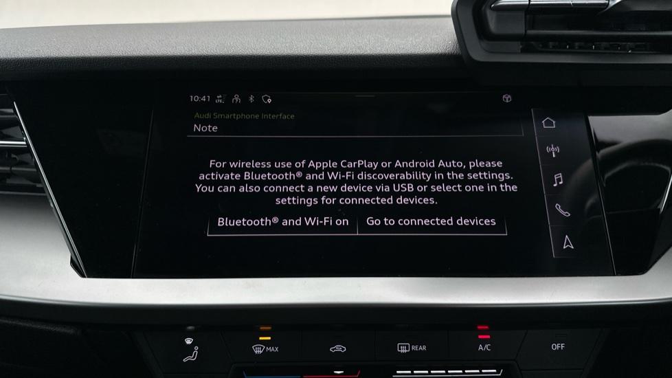 Apple Car Play & Android Auto