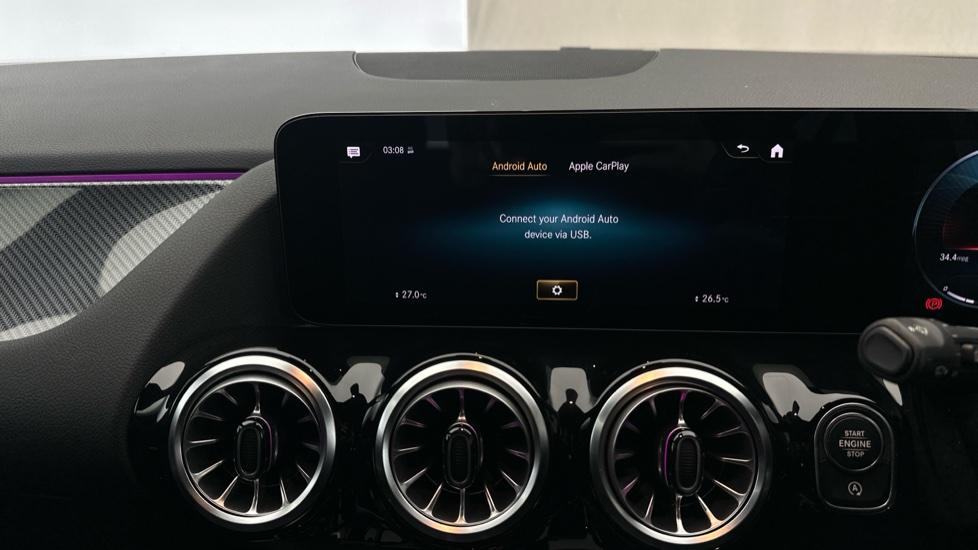 Apple Car Play & Android Auto