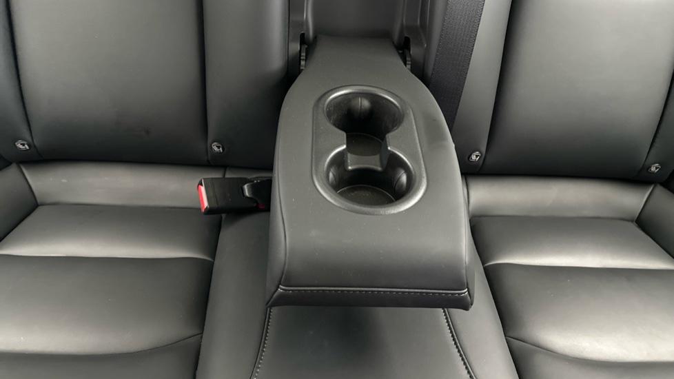 Rear Armrest/ Cup Holder