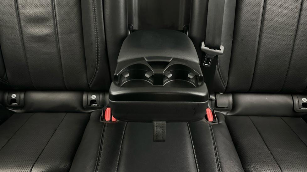 Rear Armrest/ Cup Holder