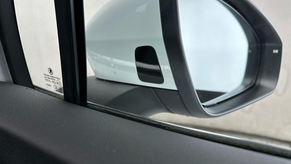 Blind Spot Monitoring System 