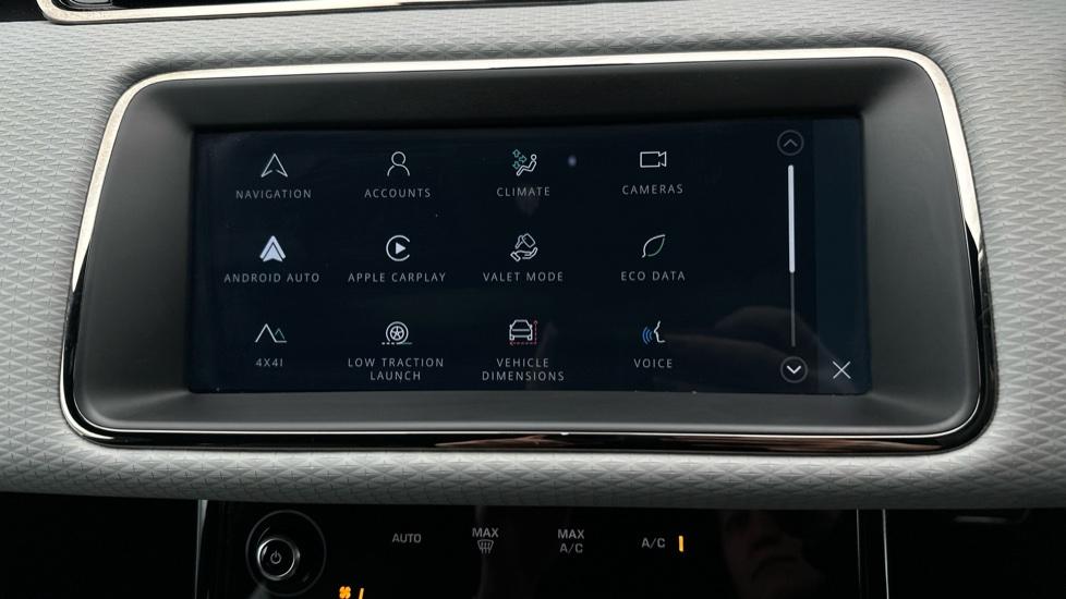 Apple Car Play & Android Auto