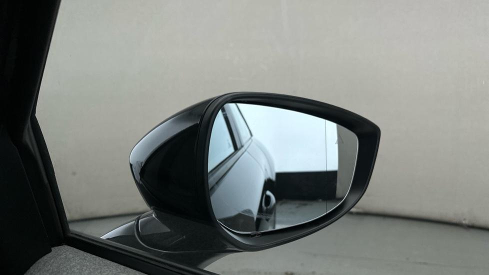 Blind Spot Monitoring System 