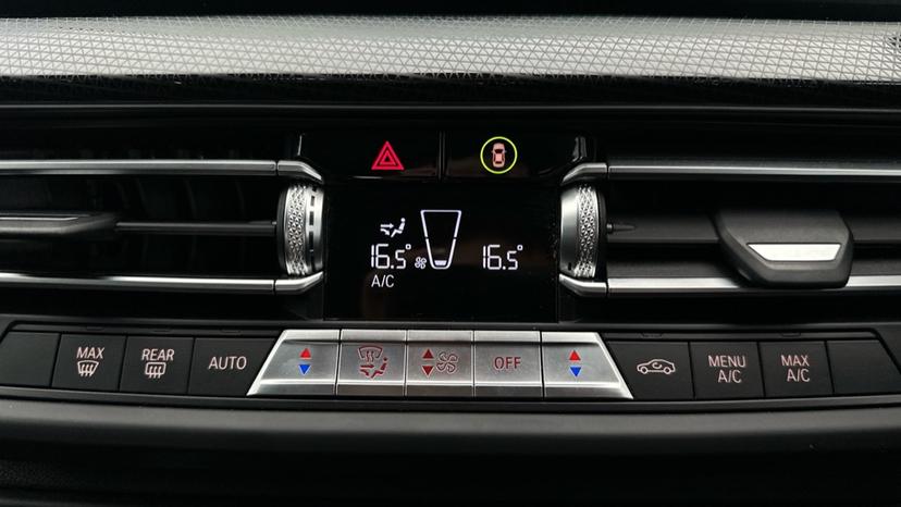 Air Conditioning /Dual Climate Control 