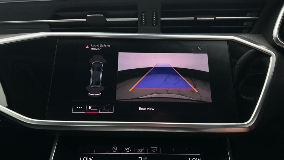 Rear View Camera /Park Pilot 