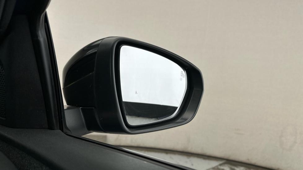 Blind Spot Monitoring System 