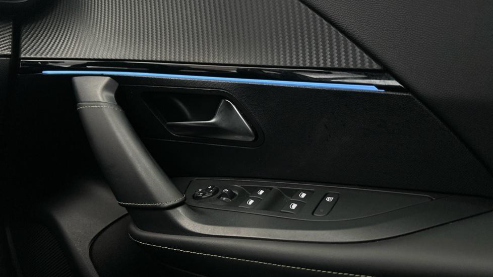 Electric Windows / Wing Mirrors / Ambient Lighting 