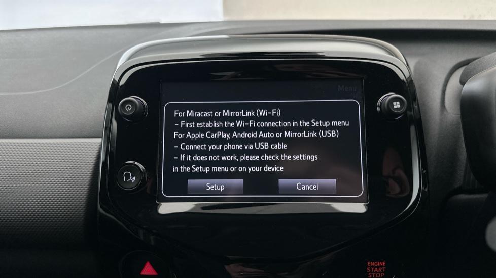 Apple Car Play & Android Auto