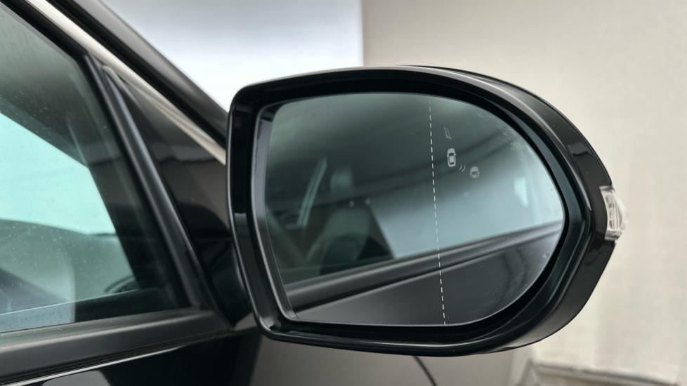 Blind Spot Monitoring System 