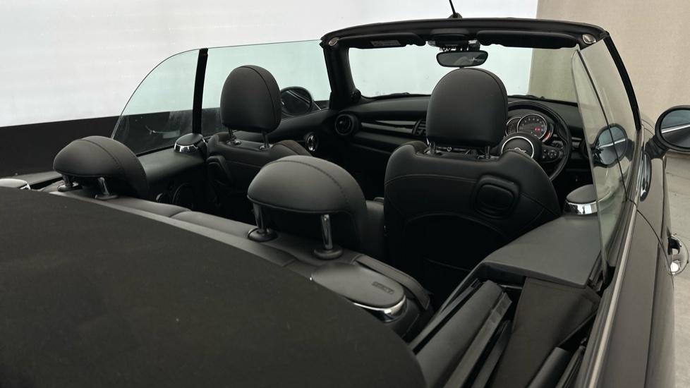 Convertible Roof 