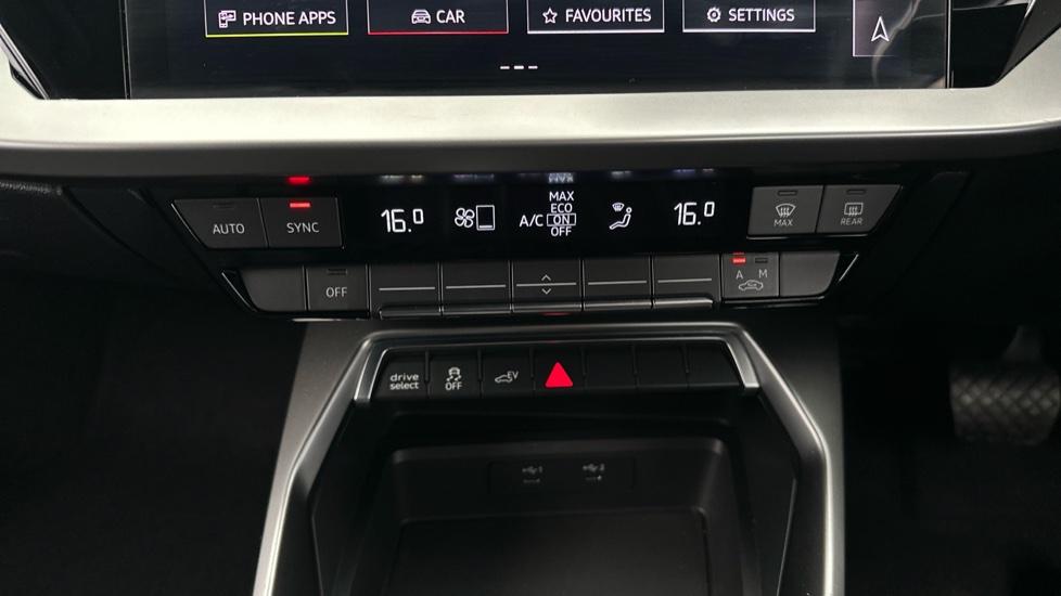 Air Conditioning /Dual Climate Control 