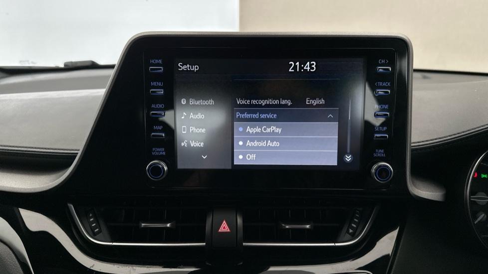 Apple Car Play & Android Auto