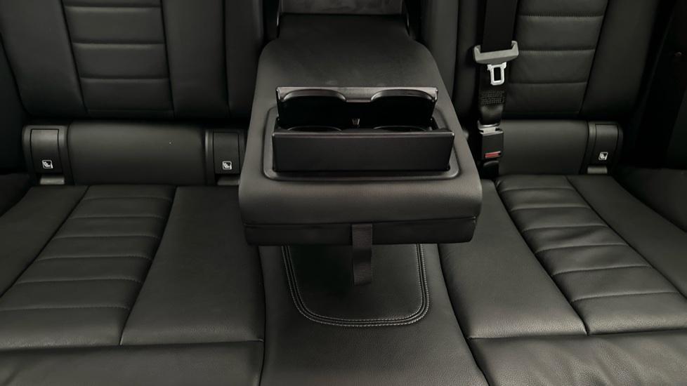 Rear Armrest/ Cup Holder