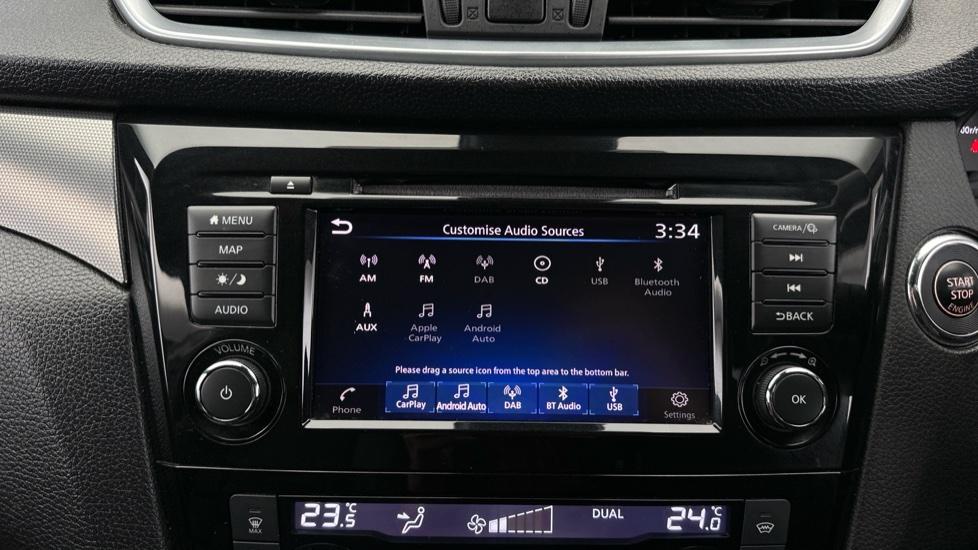 Apple Car Play & Android Auto