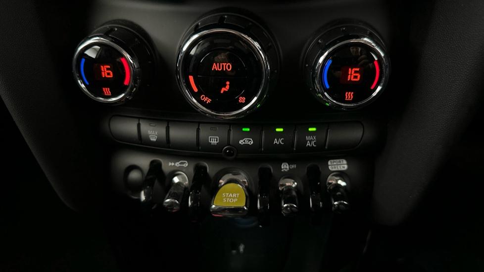 Air Conditioning / Dual Climate Control 