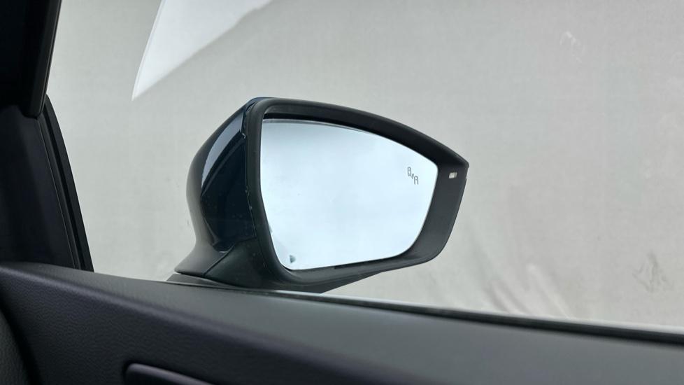 Blind Spot Monitoring System 