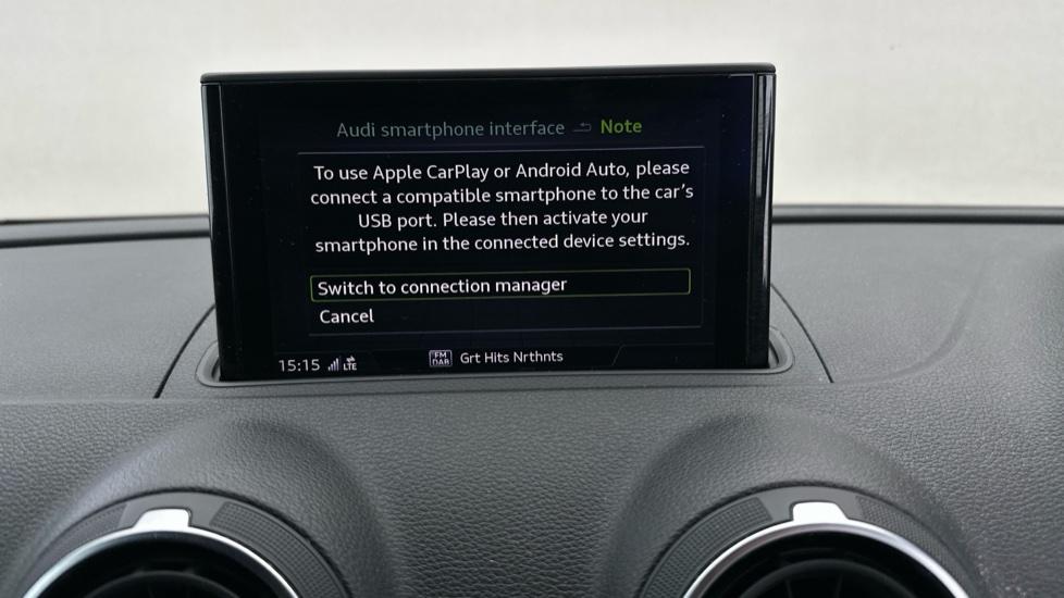 Apple Car Play & Android Auto