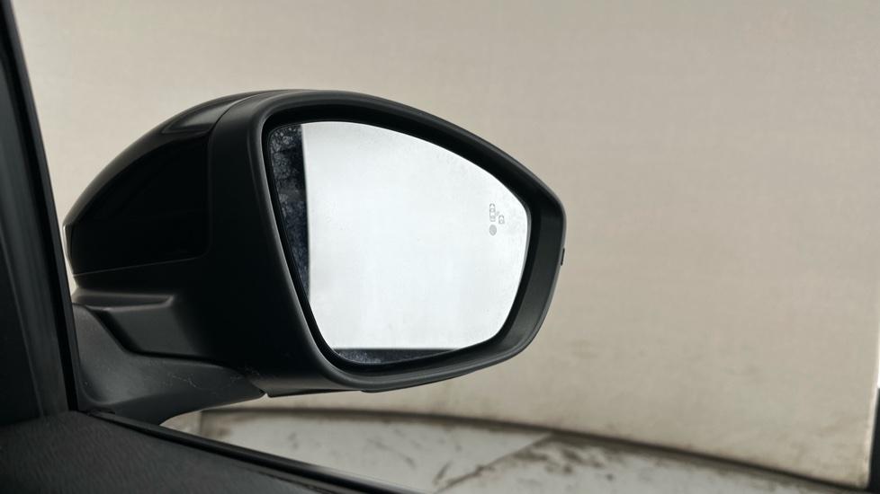 Blind Spot Monitoring System 