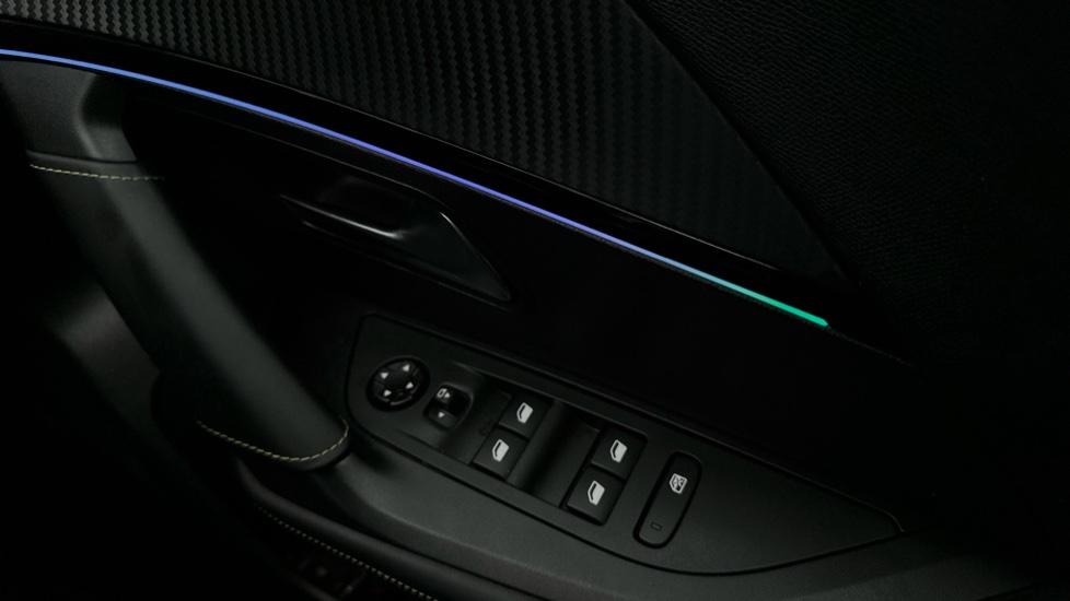 Electric Windows / Wing Mirrors /Ambient Lighting 