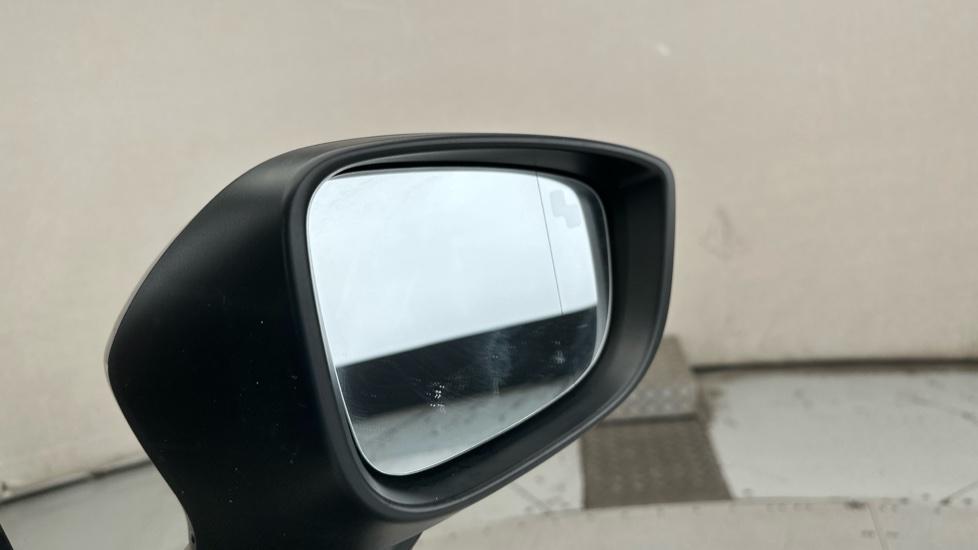 Blind Spot Monitoring System 