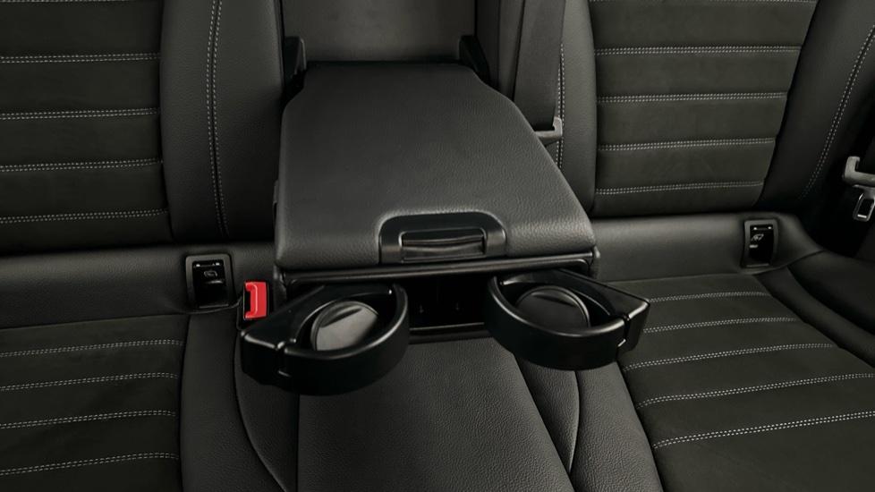 Rear Armrest/ Cup Holder