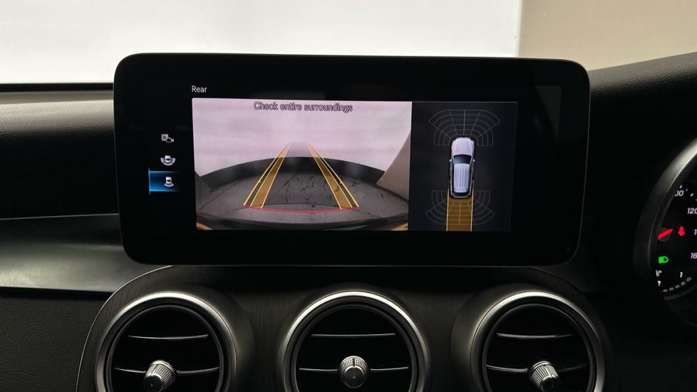 Rear View Camera /Park Pilot 