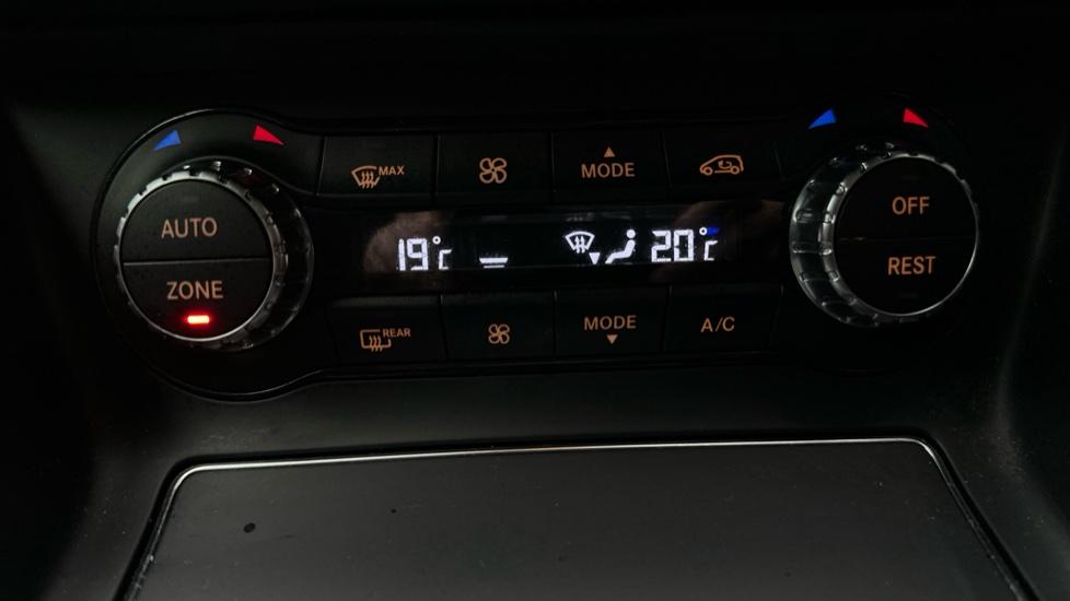 Air Conditioning /Dual Climate Control 