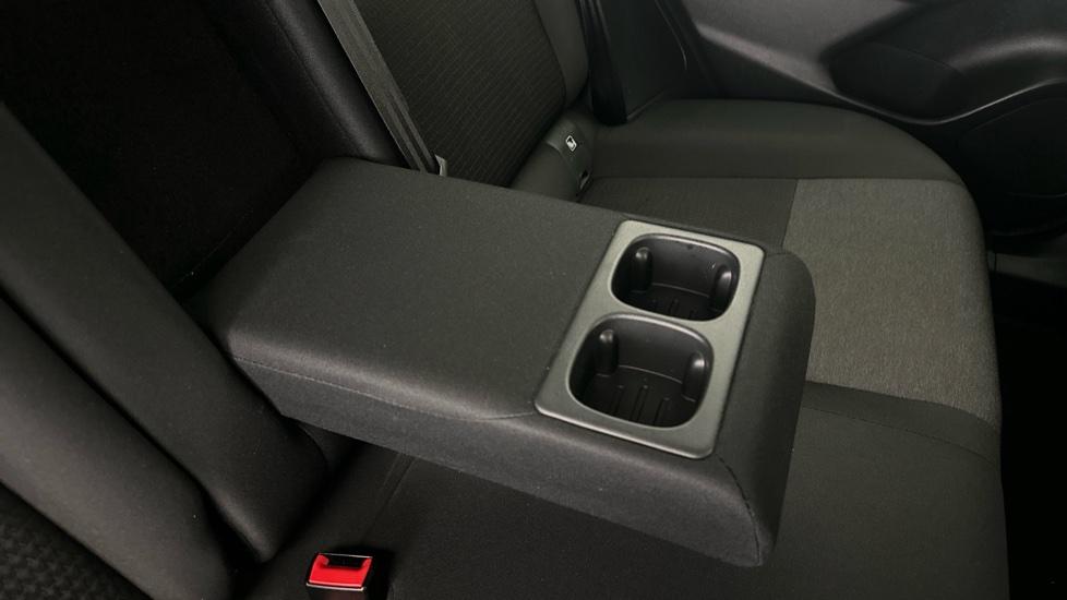 Rear Armrest/ Cup Holder