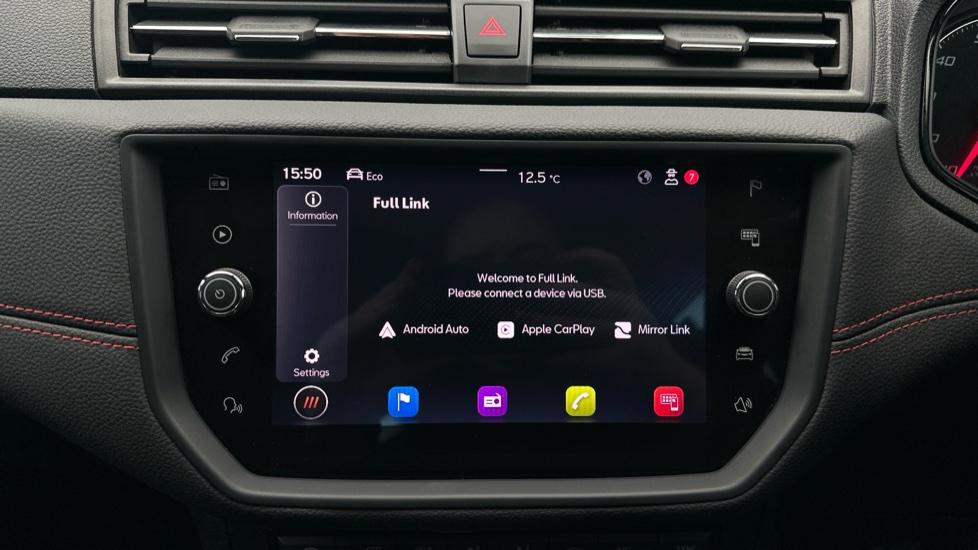 Apple Car Play & Android Auto