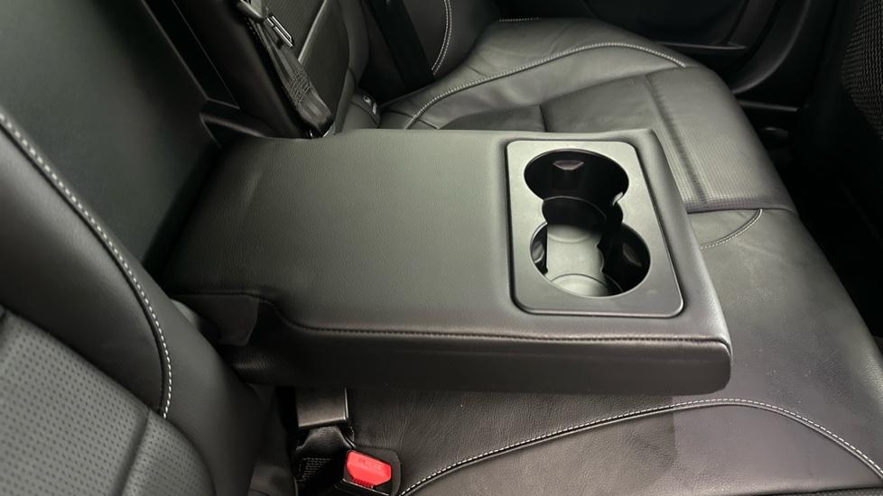 Rear Armrest/ Cup Holder