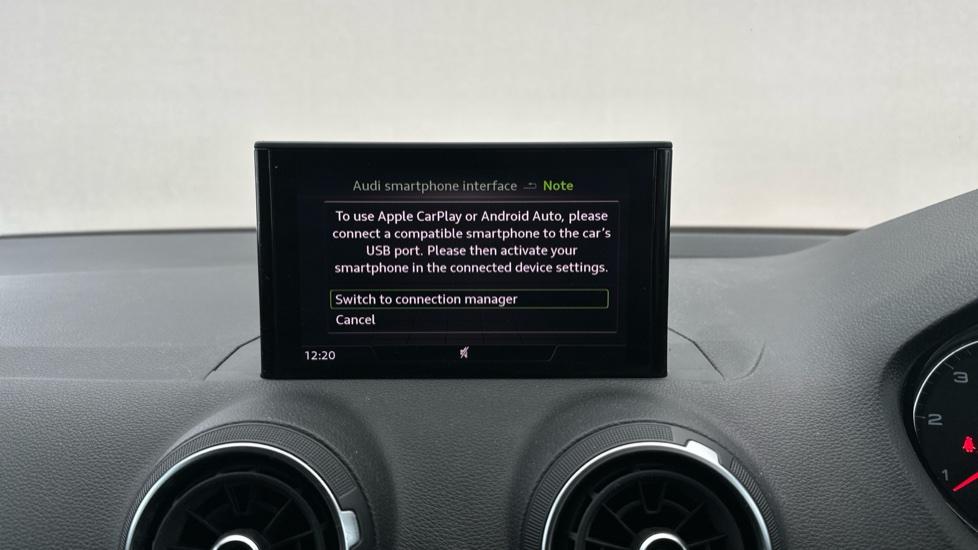 Apple Car Play & Android Auto