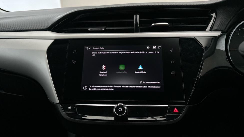 Bluetooth / Apple CarPlay / Android Auto 